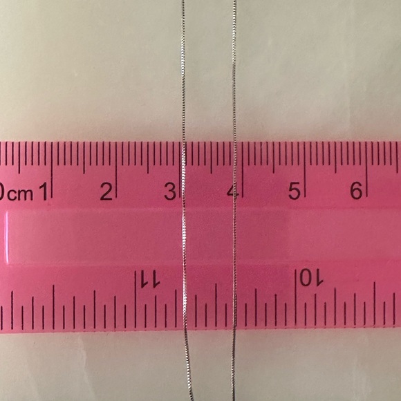 10k Solid White Gold Thin Box Chain Necklace - Picture 4 of 9